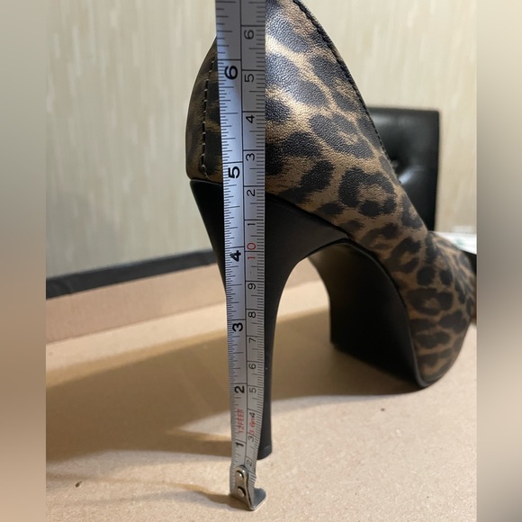 Type Z Shayla Animal/Leopard Open Toe Platform - Picture 7 of 8